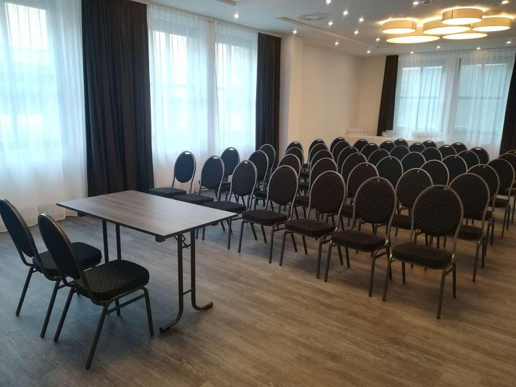 Airporthotel Berlin-Adlershof Berlim Facilidades foto